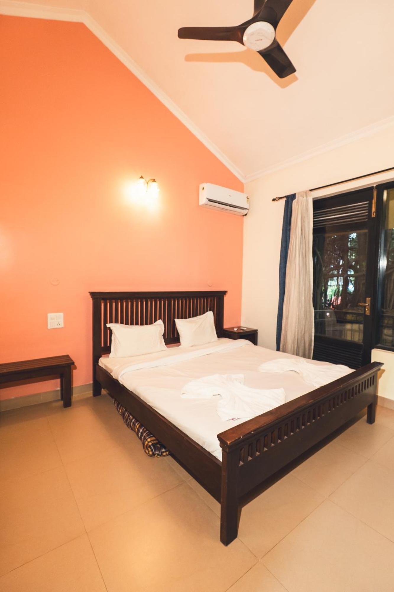 Villa M - Lagoon 4 Calangute 3Bhk Pool Facing, Breakfast Included Old Goa Exterior photo